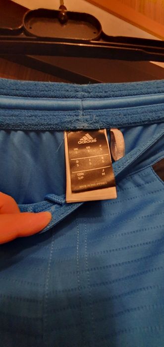 Vand sort/ pantalon scurt adidas