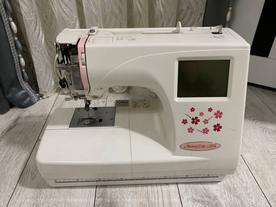 Вышивка машинка продается JANOME