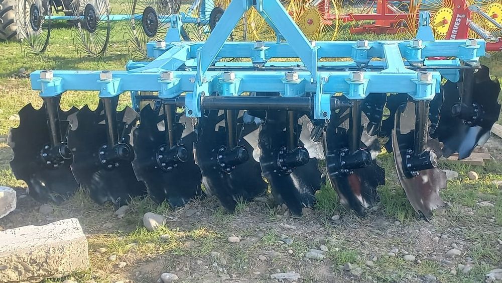 Дисковая борона навесная 2.4м. Дискатор. Крымкомплект