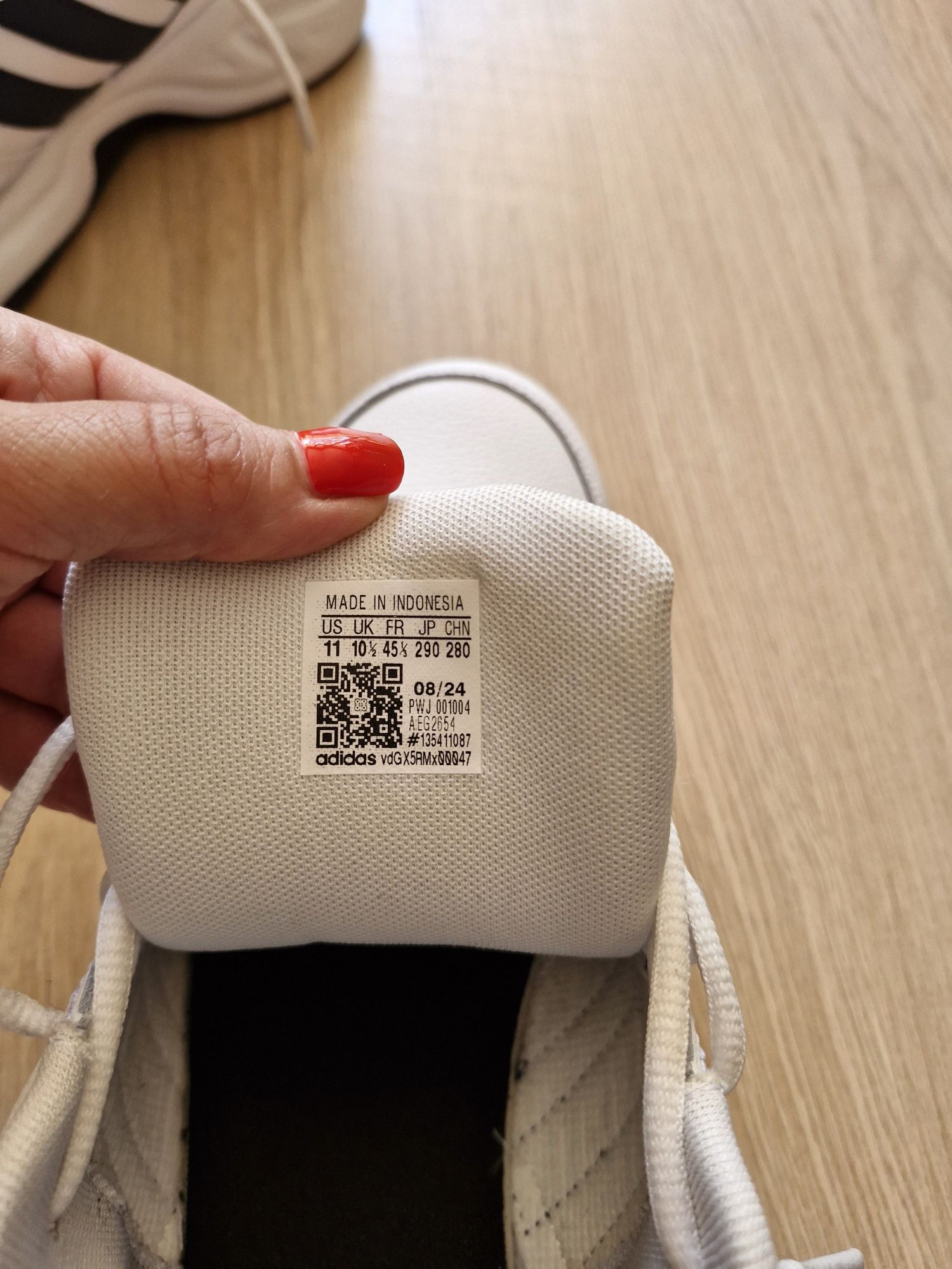 Мъжки маратонки Adidas 45.5, нови