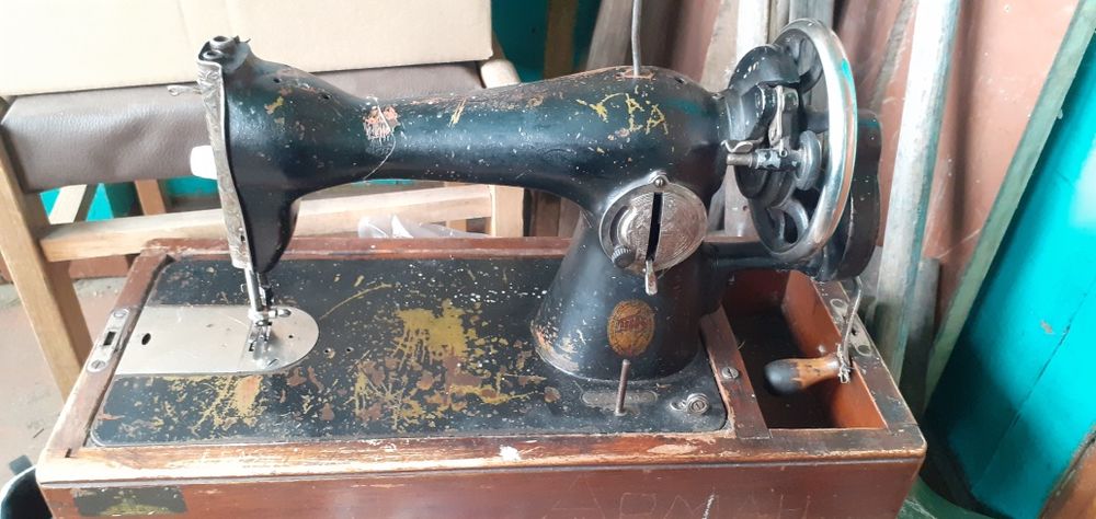 Швеиная машина Подольск 5тысчь т.