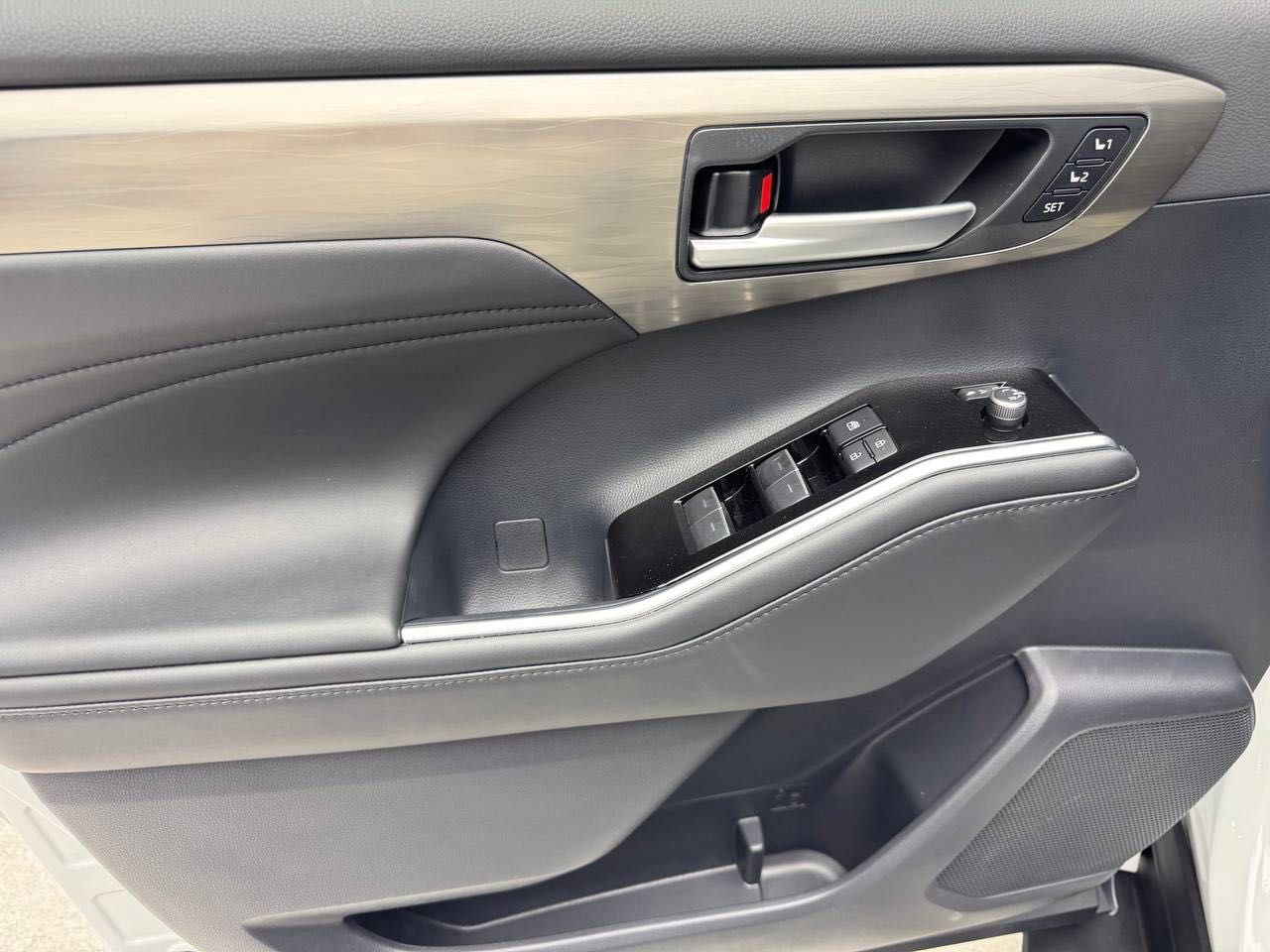 Продается новый Toyota Highlander Limited