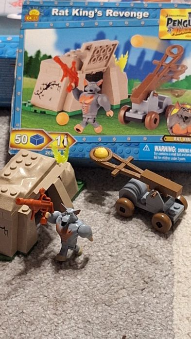 Lot 6 seturi pinguinii din Madagascar