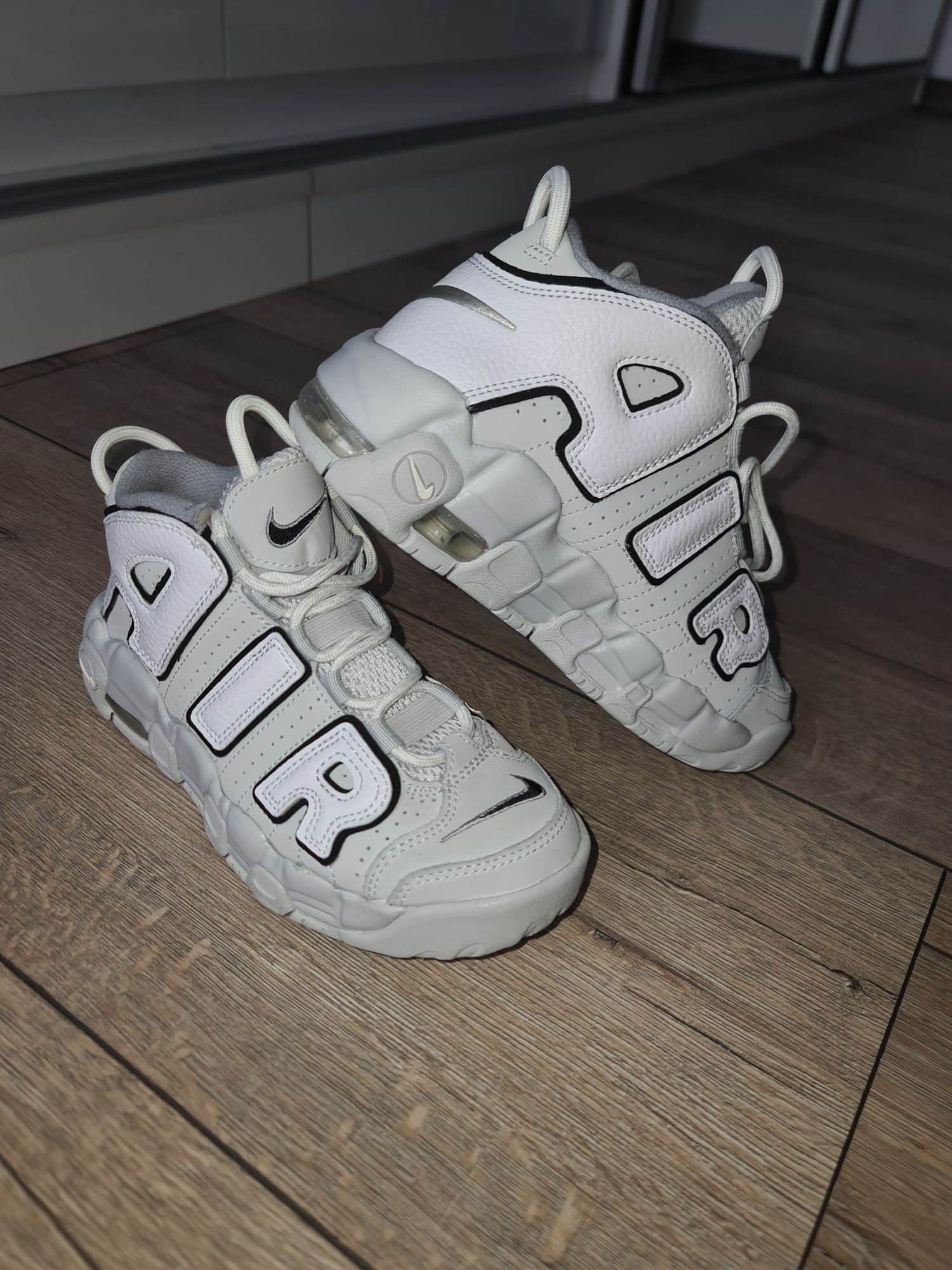 Nike air uptempo