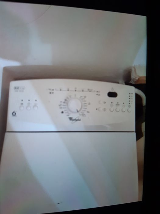 Mașina verticala spălat rufe!