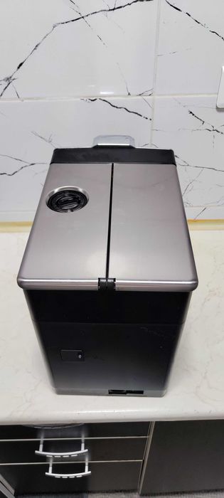 Espressor Automat Saeco Incanto HD8917 Aparat cu Cafea Boabe