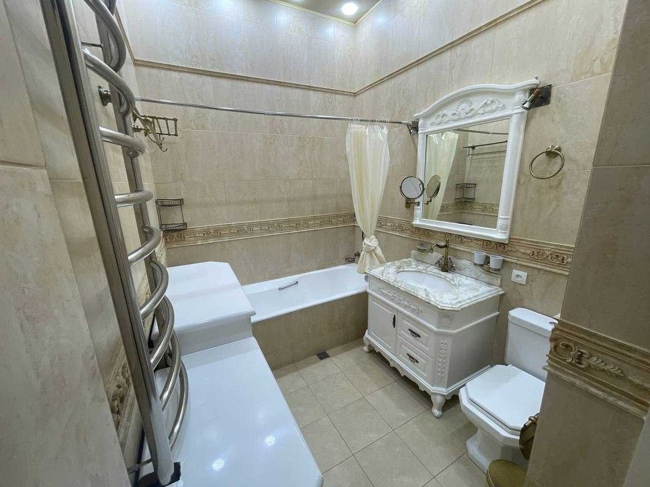 Сдается в аренду Дом под Офис Район: Яккасарай Ор-р: гостиница Россия