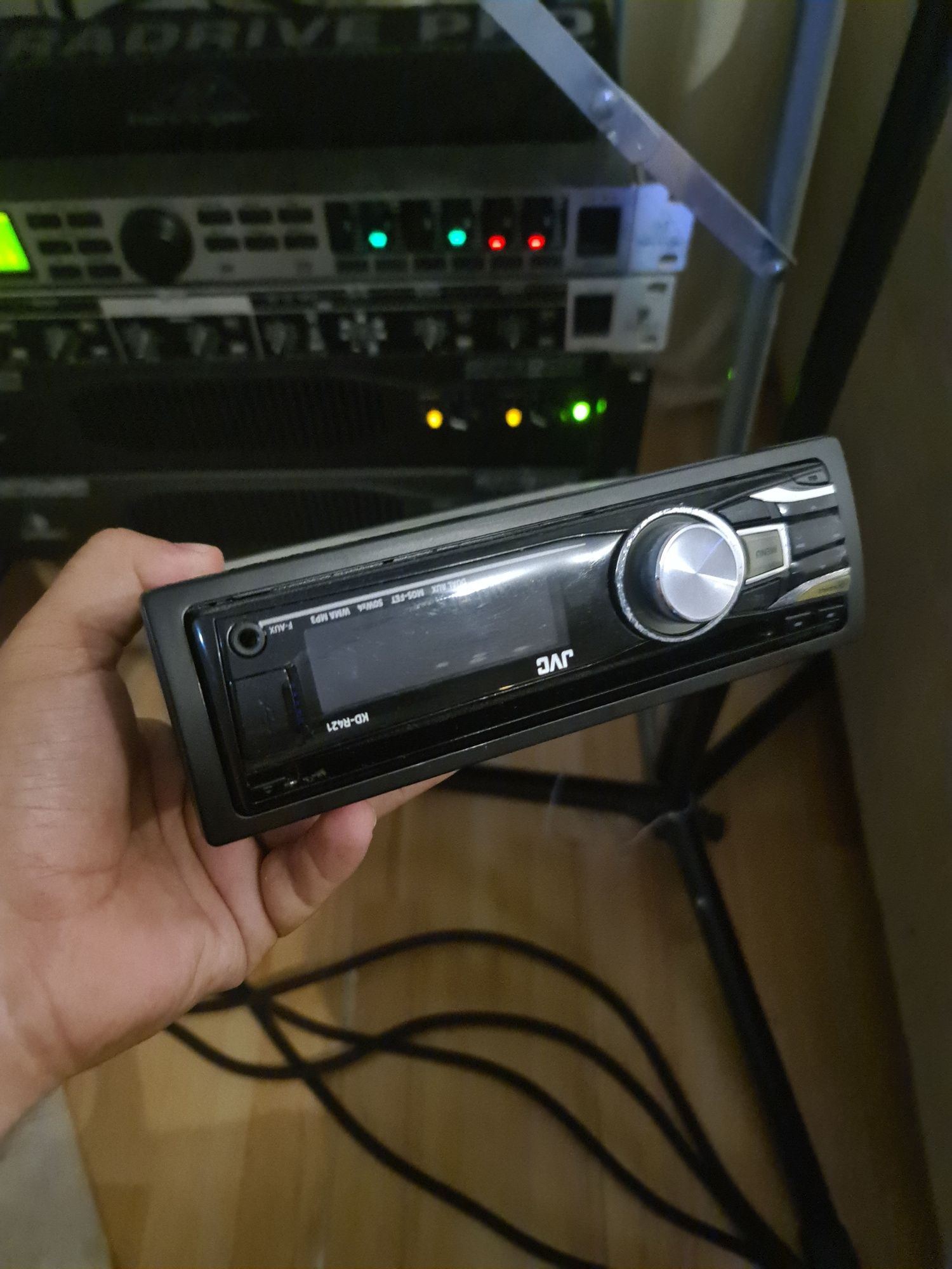 Player auto JVC KD-R421