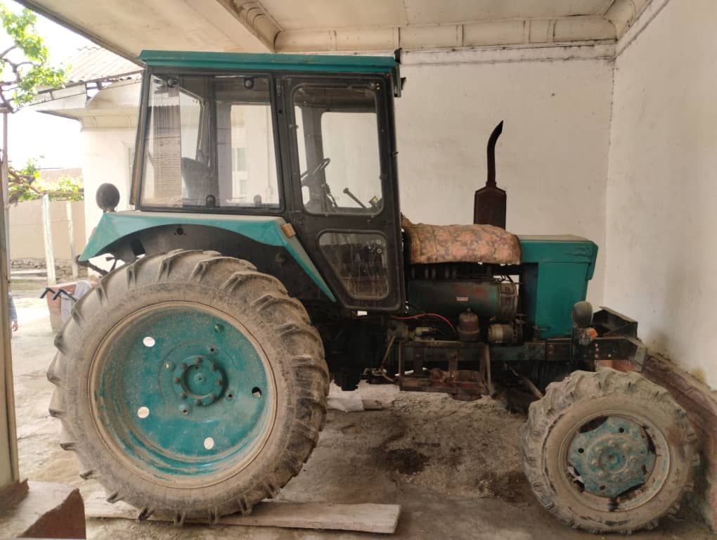 Traktor T40 presep bor Sotiladi