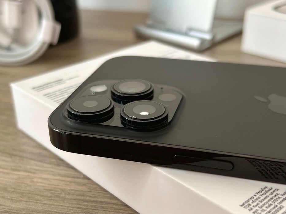 iPhone 14 Pro MAX, 128GB, 100% батерия, КАТО НОВ, 1г. пълна ГАРАНЦИЯ!