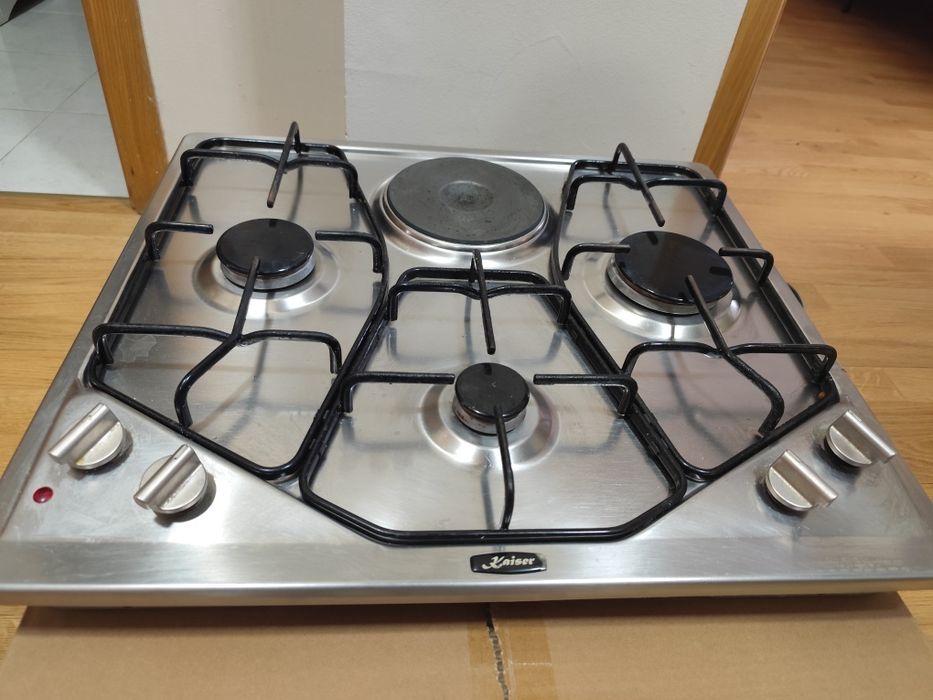 Продам газовую варочную панель
