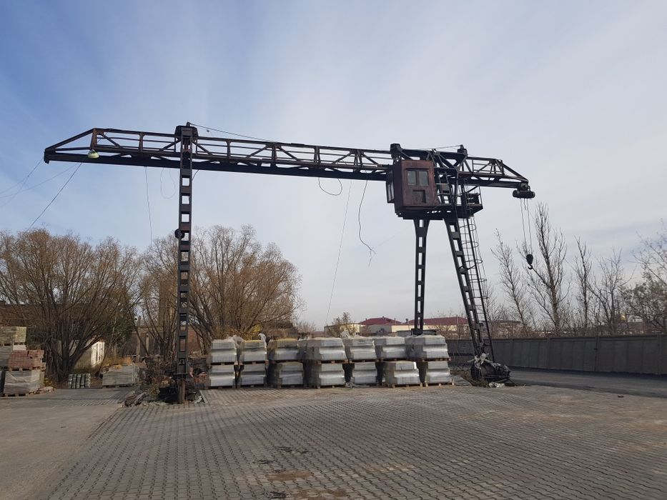 Кран козловой (10т.)