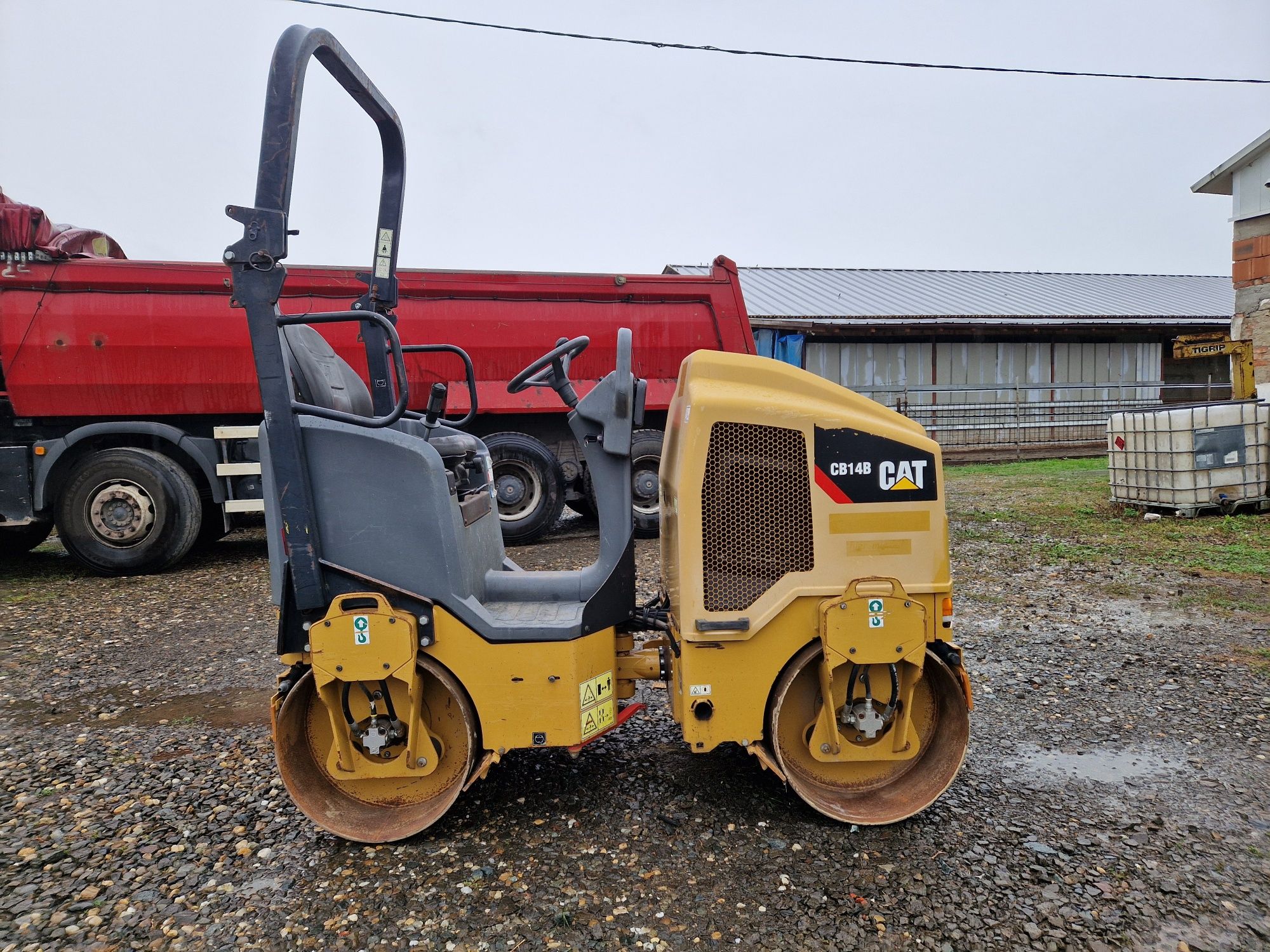 Cilindru compactor CAT CB 14 B