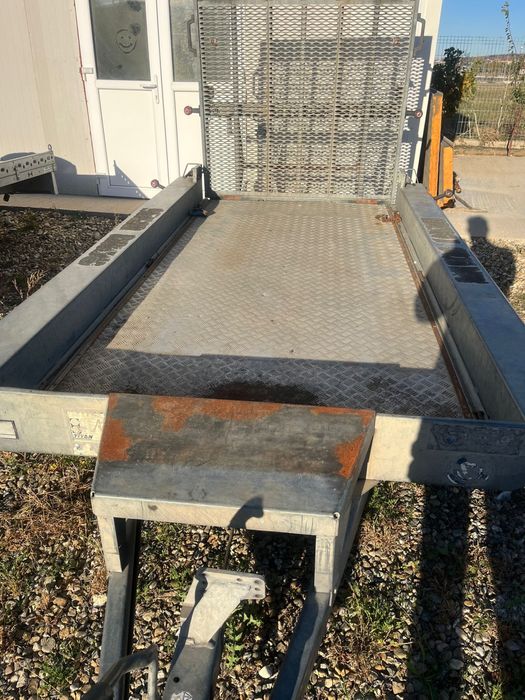 Vand remorca utilaje ,hapert,MMA 3t