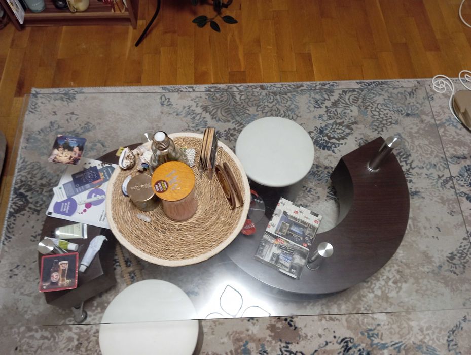 Красива холна маса