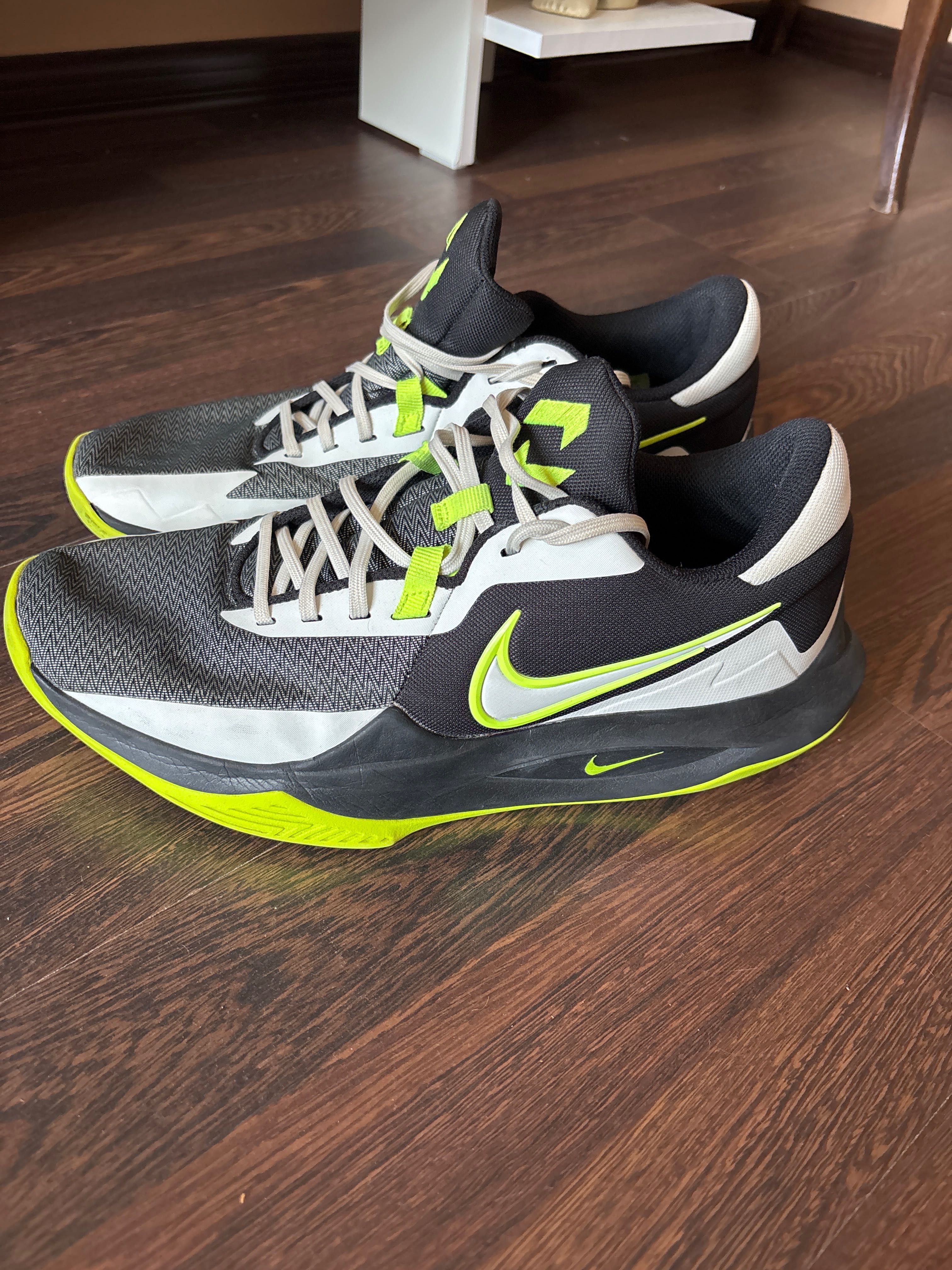 Спортни обувки Nike