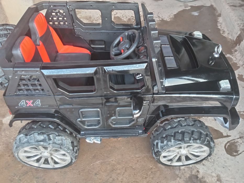 Bolalar elektromobel