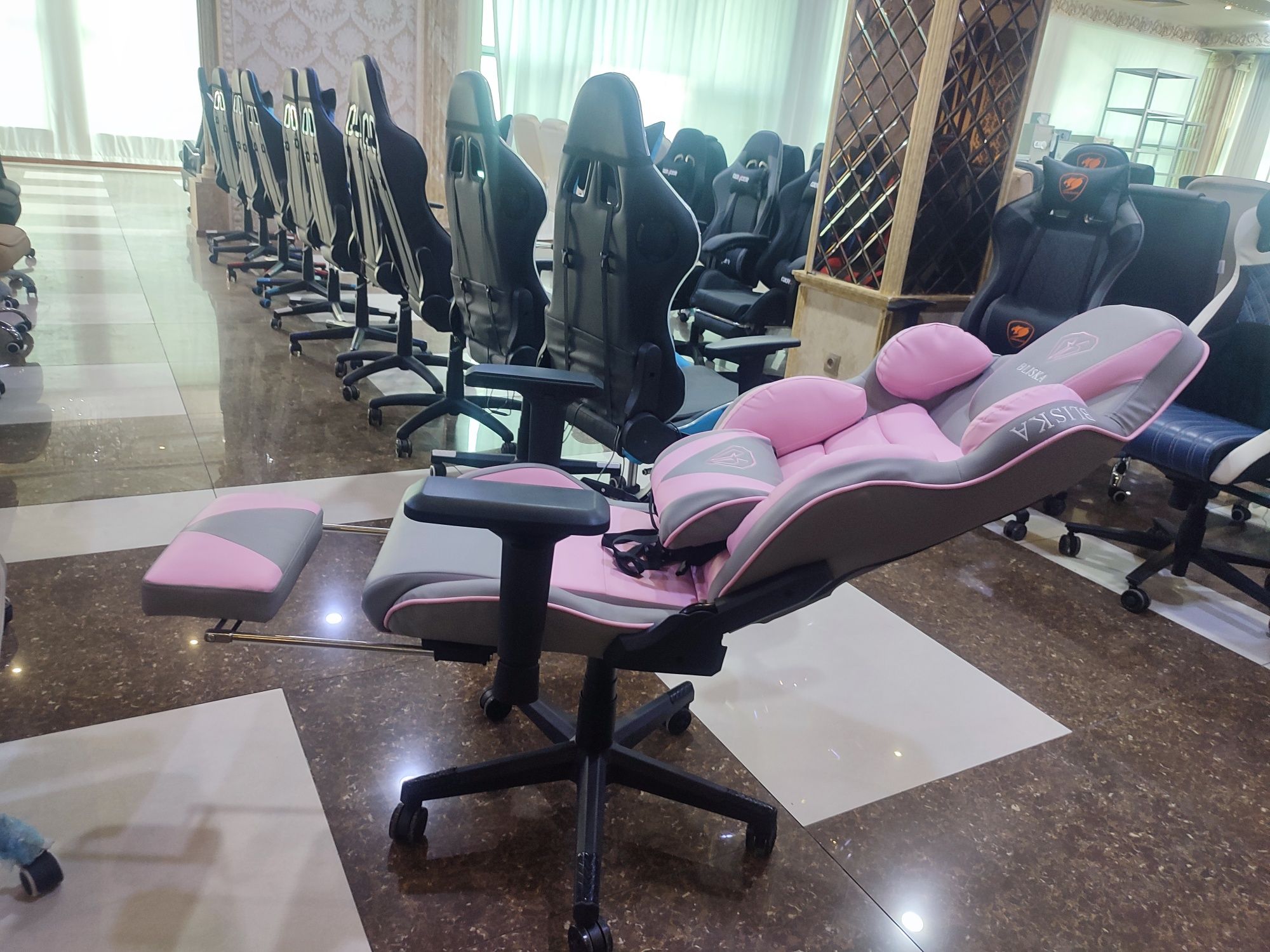 Кресло для дома продается