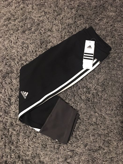 Клин Adidas