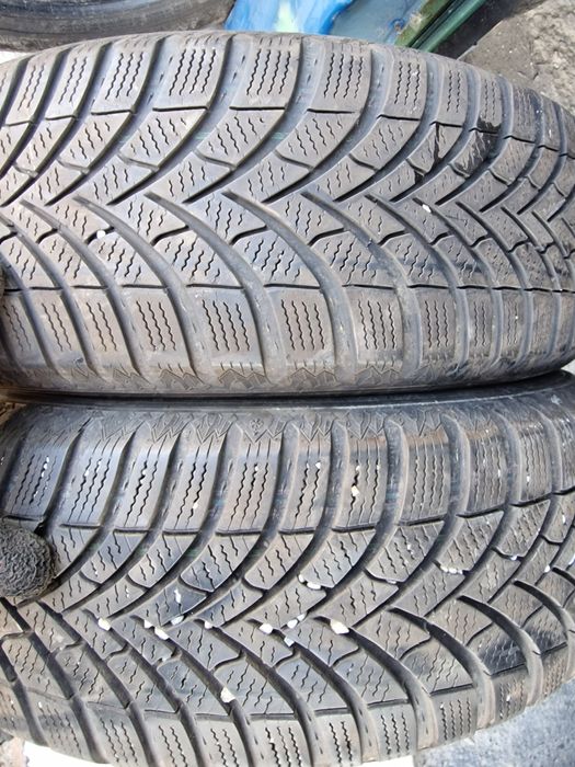 Anvelope 195/65R15 marca Semperit, DOT 2023, M +S