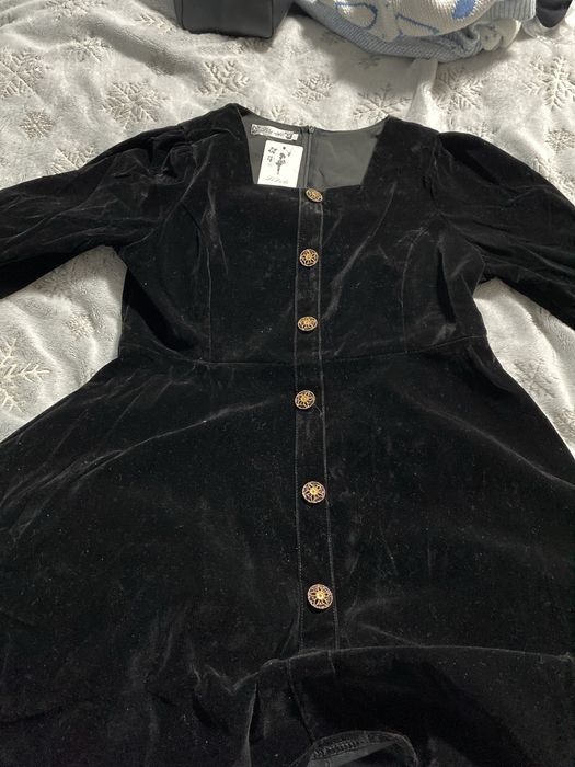 Платье новое. Ни разу не одевала размер не подошел