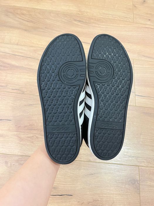 Маратонки Adidas 38 2/3