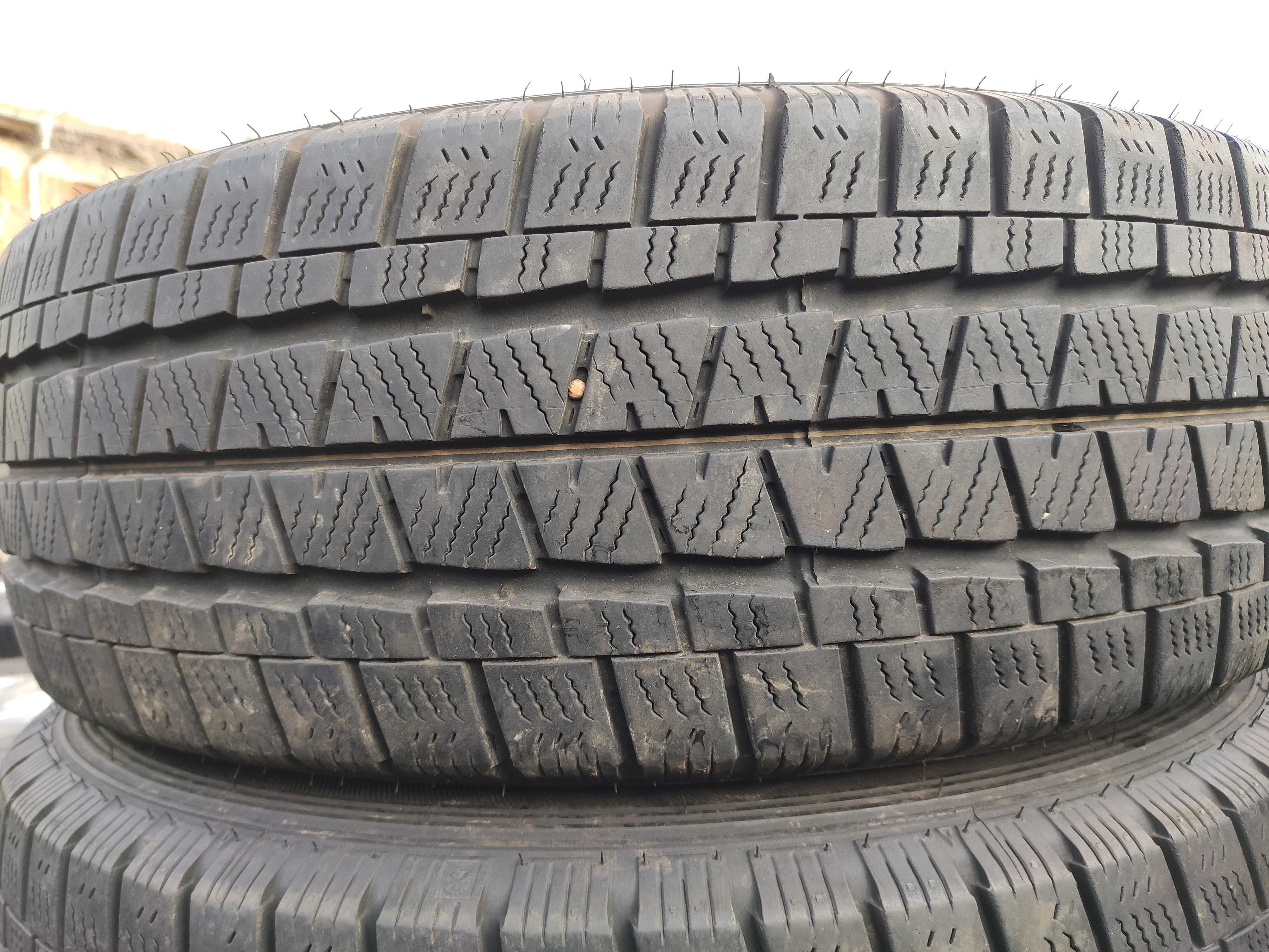 2бр Зимни гуми за БУС 215 65 16 С - Falken