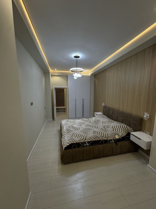 Выдается квартира в аренду 90кв