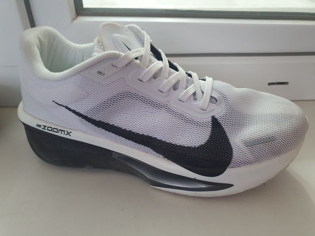 Кроссовки для бега NIKE zoom X