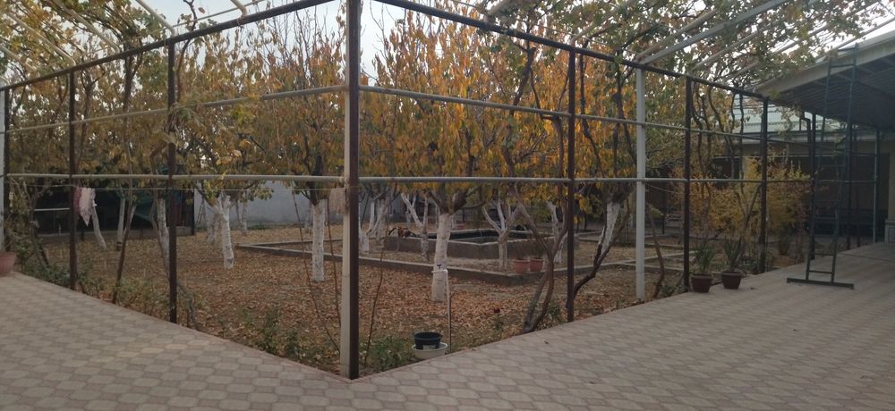 14-соток.Срочно продаётся большой дом.