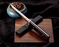 Cutit tip samurai, teaca lemn abanos