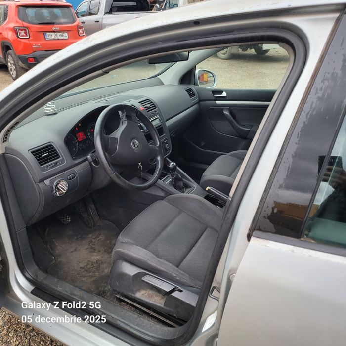 Vw golf 5, euro 4 unic PROP în Italia manual  140  cai