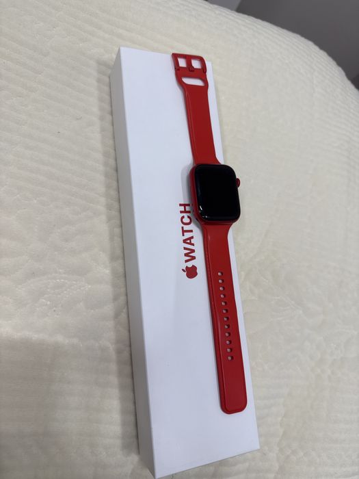 Apple watch series 8