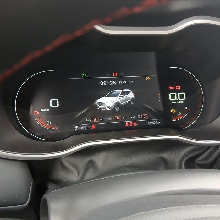 Autoturism MG ZS motor 1,5 benzină manual