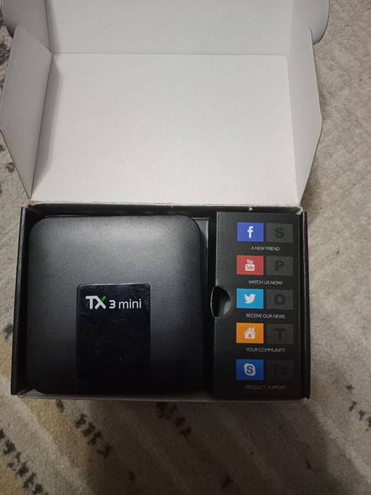 Продам wi-fi приставку для телевизора.