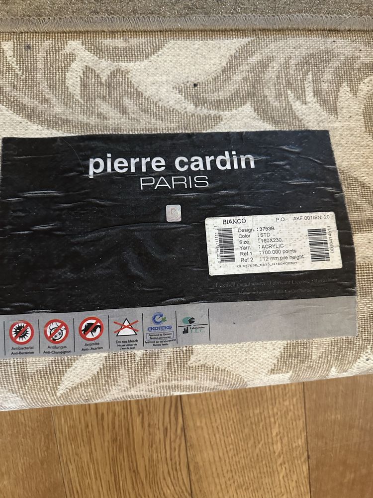 Set 3 covoare clasice Pierre Cardin