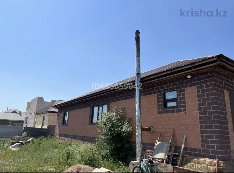 Уй сатылады Коянды ауылы Кабанбай Батыр 34 кошеси