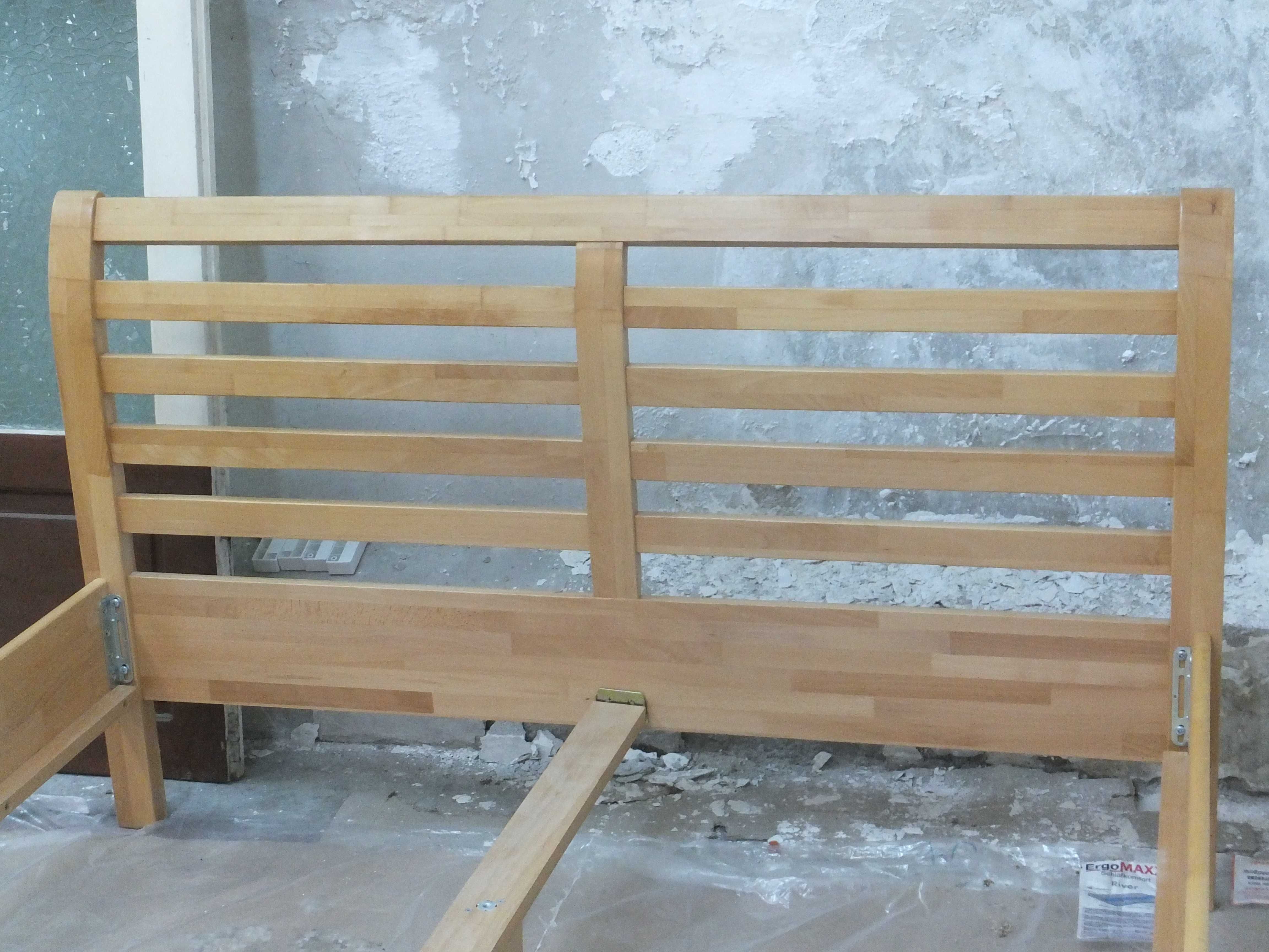 Superb pat de dormitor lemn masiv 140x200 complet cu saltea