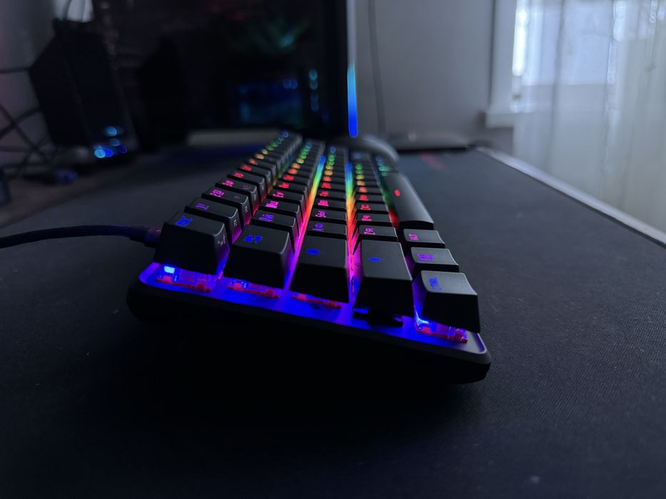 Игровая механическая клавиатура HyperX Alloy Origins 60, Красные свечи