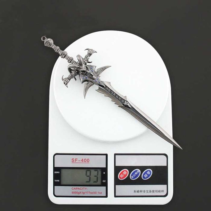 Меч “Frostmourne”