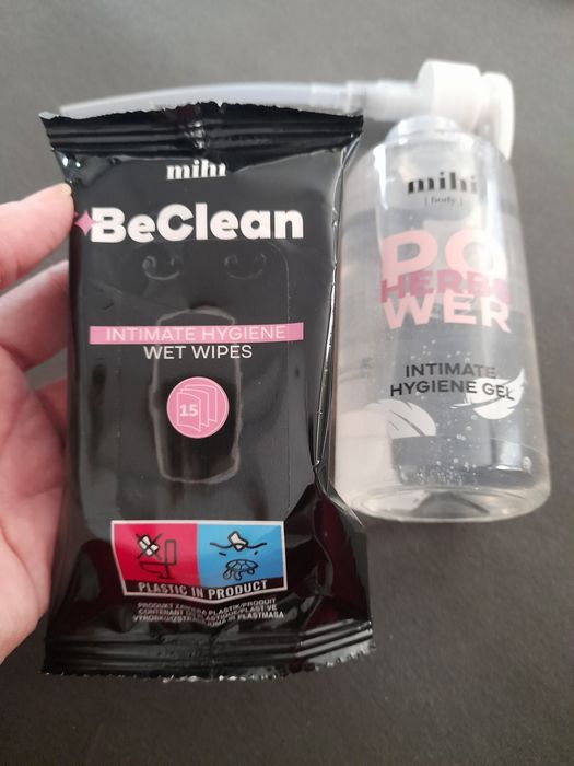 Ofertă Set Îngrijire Intimă Gel + Şervețele umede