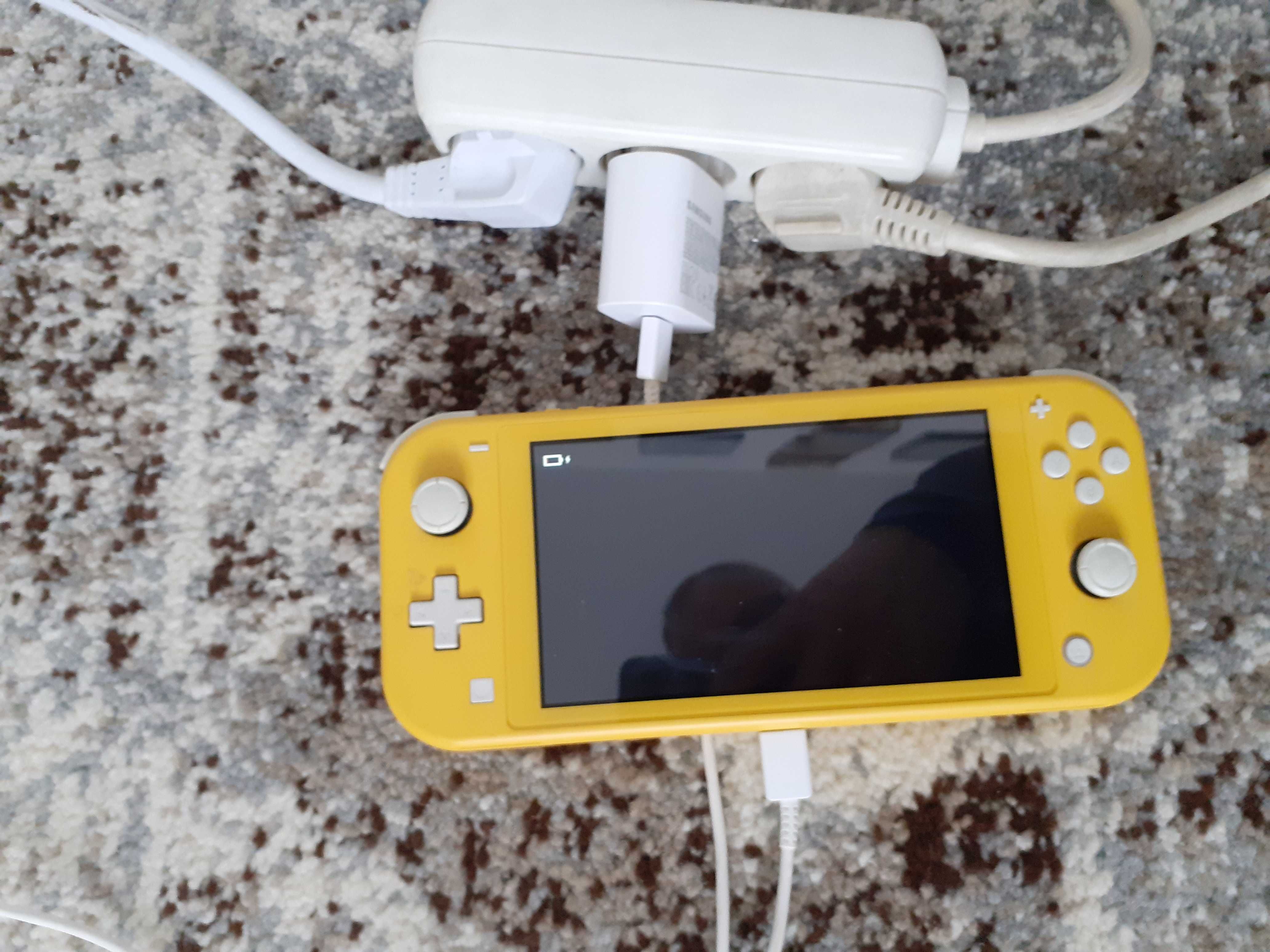 NINTENDO Consola Switch Lite Yellow