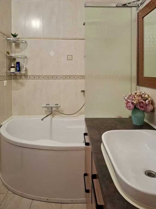 Дава се под наем Тристаен апартамент в София, Зона Б-18 - 100 кв.м за 663 € - Снимка #4