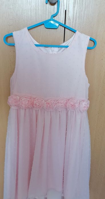 Детска официална рокля с розички на кръста