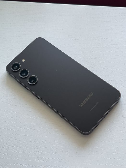 Samsung Galaxy S23 5G 128 gb *Snapdragon