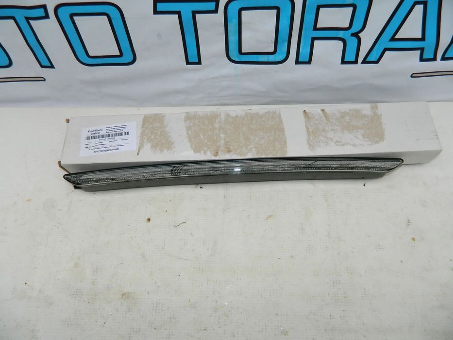 Stop frana difuzor bara spate Porsche  991 cod 991631181