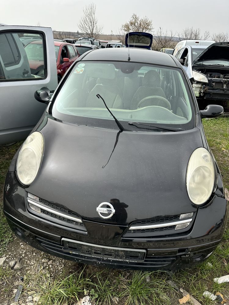 Dezmembrez nissan micra 2005