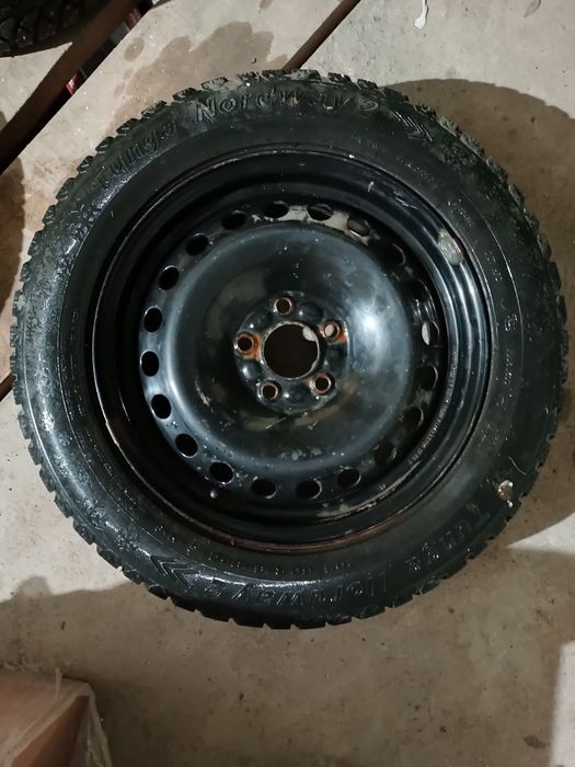 Продам колесо Зима 16/205/60