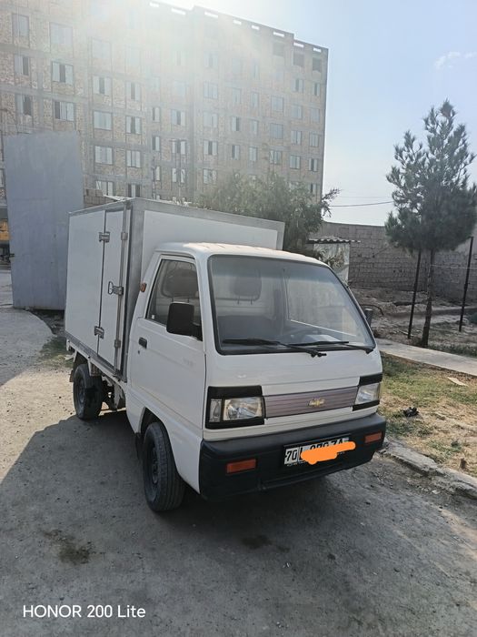 Лабо сотилади 2016 йил