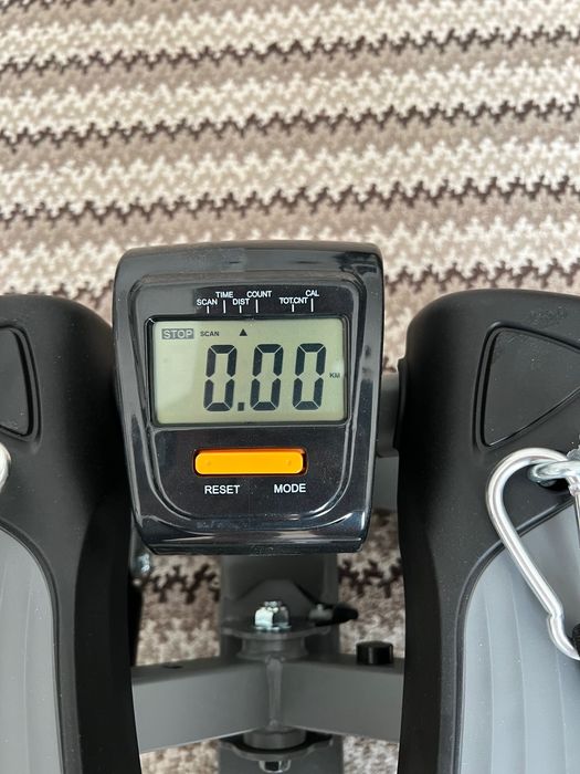 Stepper cu corzi adus din SUA